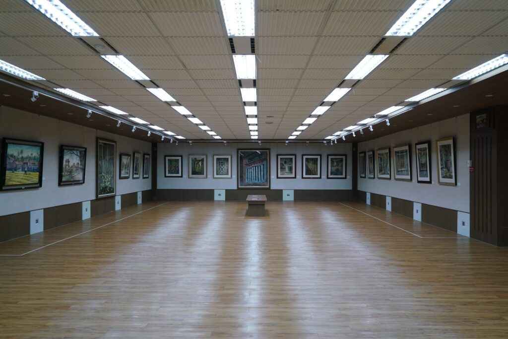 何文杞美術館展書空間2